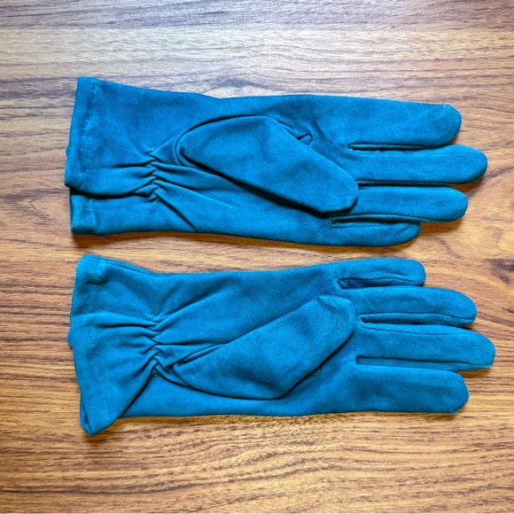 Elegant Teal Suede Gloves - Picture 2 of 2